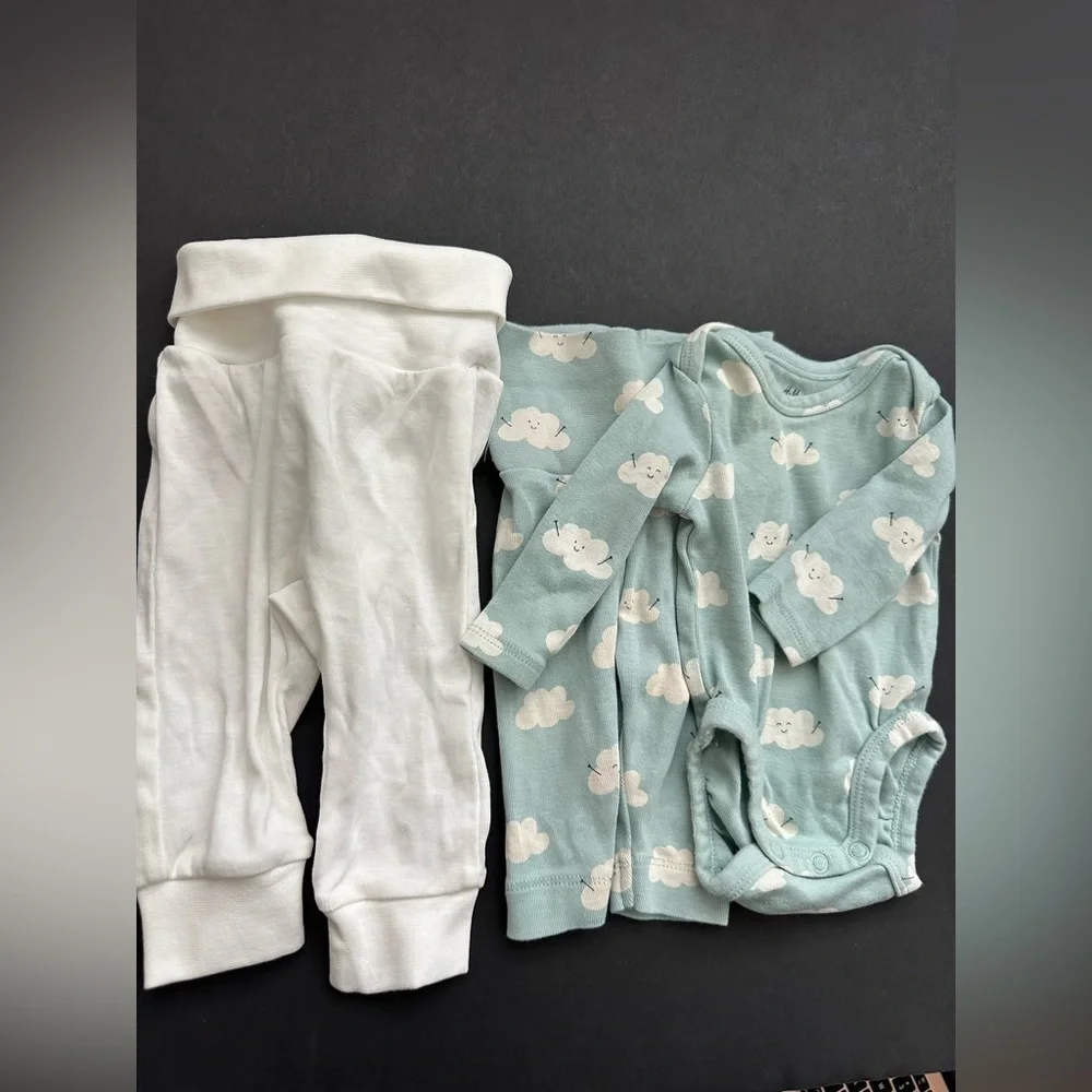 H&M - Newborn Bundle